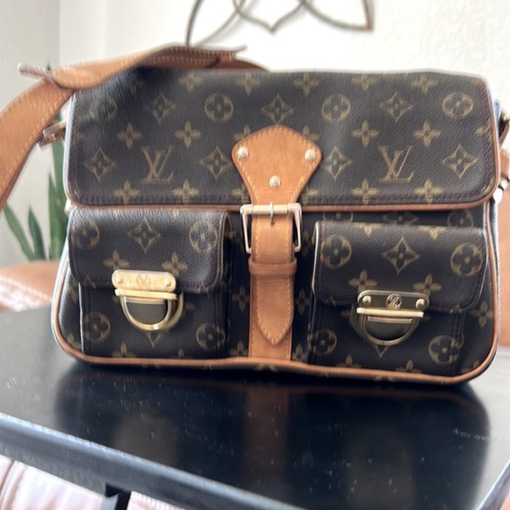 Louis Vuitton Handbag